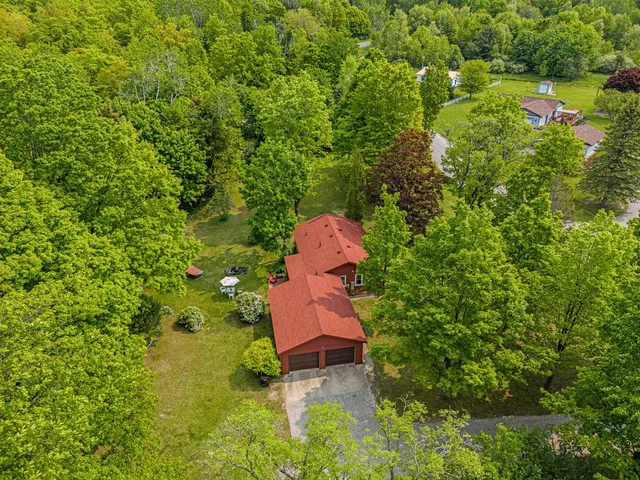 $420,000 | 8424 3rd Street, Onekama, MI 49675