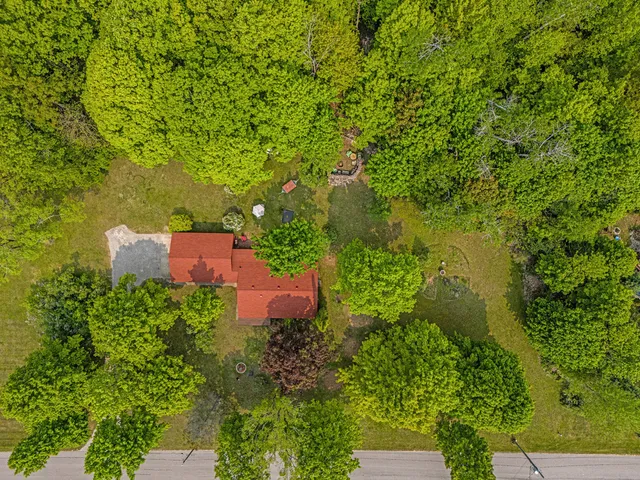 $420,000 | 8424 3rd Street, Onekama, MI 49675