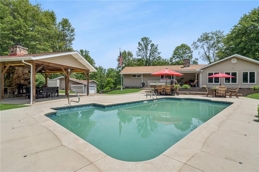 140 Quarry Road Latrobe, PA 15650 - Photo 5 of 42