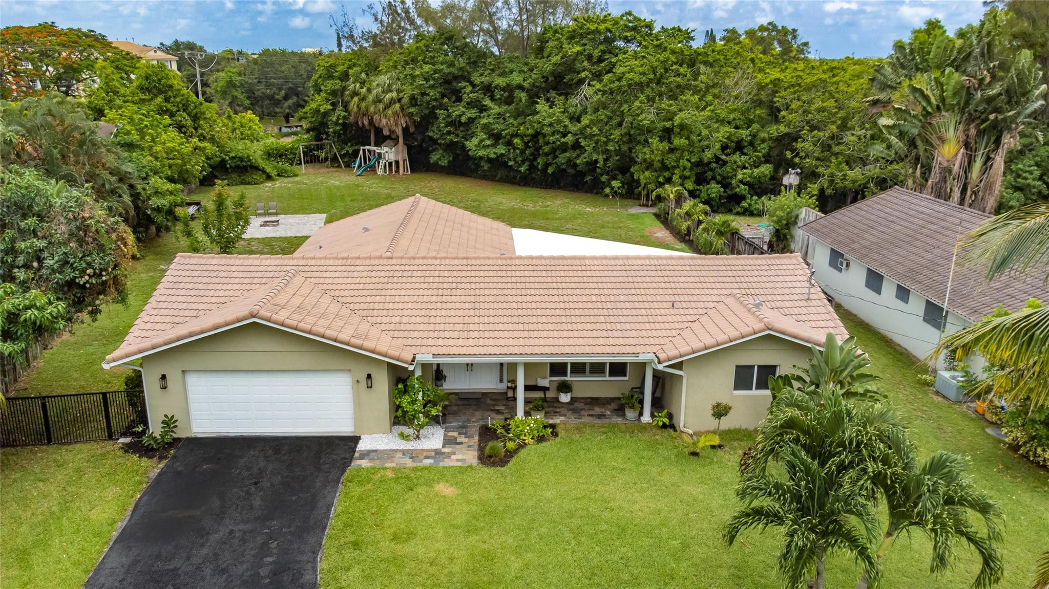 698 East Conference Drive Boca Raton, FL 33486 - Photo 1 of 50 Photo 1