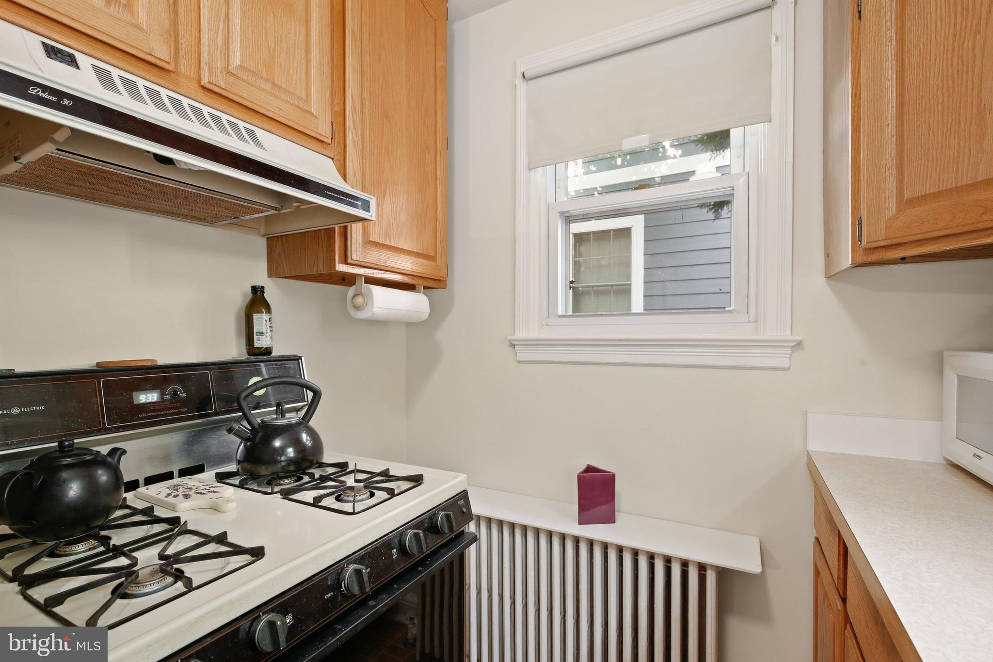611 Easley Street Silver Spring, MD 20910 - Photo 13 of 29 Gallery Image 13