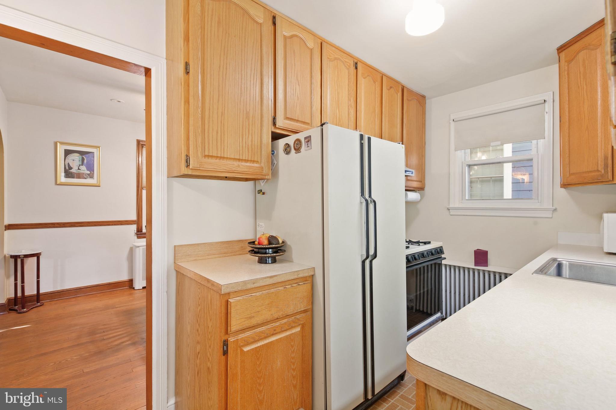 611 Easley Street Silver Spring, MD 20910 - Photo 10 of 29 Gallery Image 10