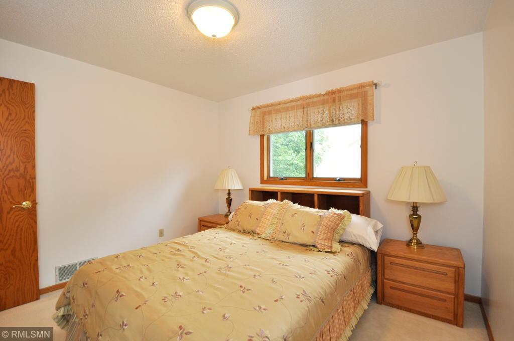 3937 Polar Lane Rochester, MN 55906 - Photo 11 of 30
