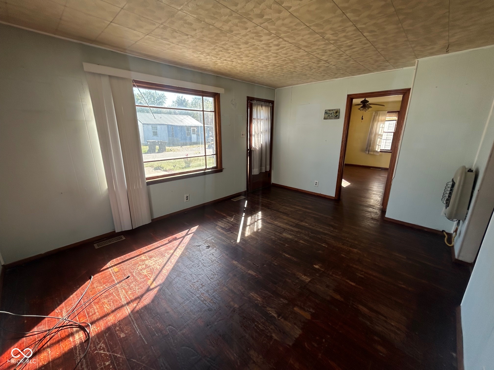4223 Delaware Street Anderson, IN 46013 - Photo 8 of 12 Gallery Image 8