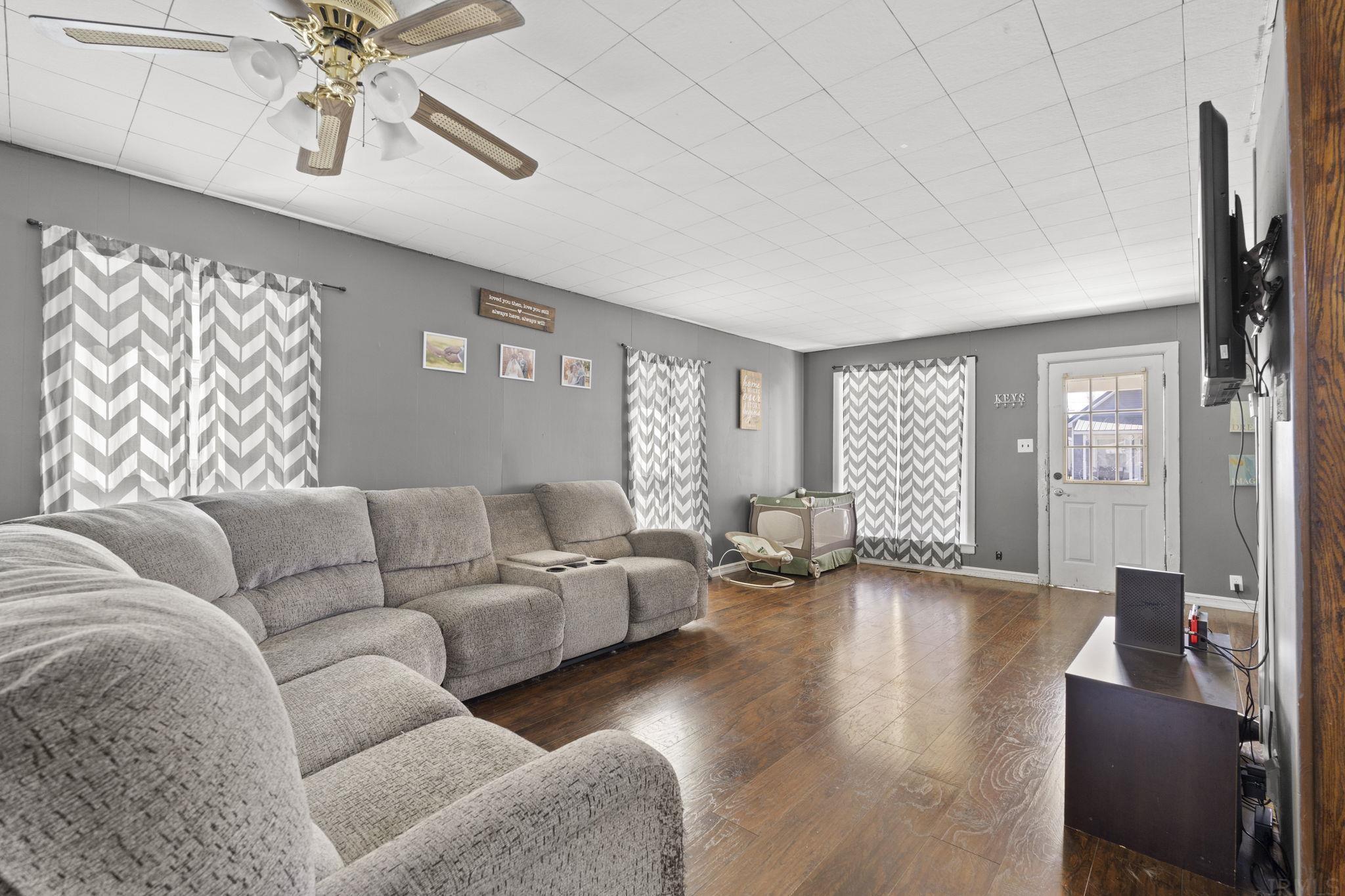 606 Indiana Street Decatur, IN 46733 - Photo 10 of 28