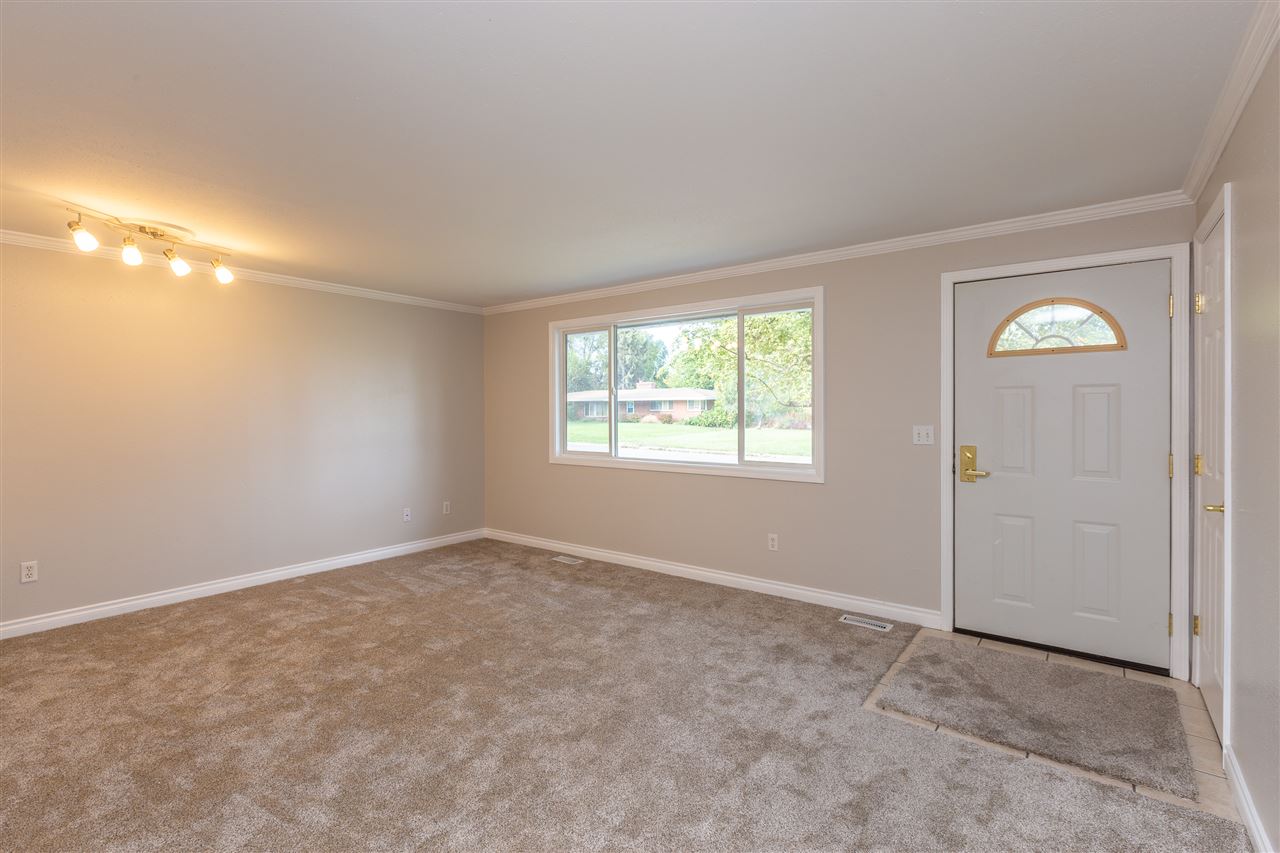 1024 North Progress Road Spokane Valley, WA 99037 - Photo 2 of 20