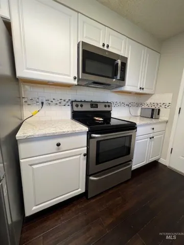 $300,000 | 405 Live Oak Avenue, Marsing, ID 83639