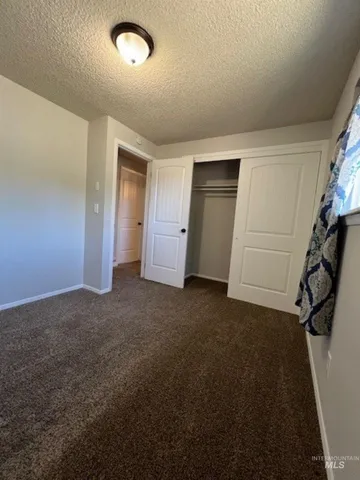 $300,000 | 405 Live Oak Avenue, Marsing, ID 83639