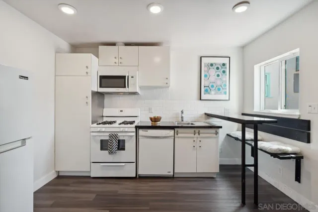 $1,349,999 | 4460-4462 Dayton Street, San Diego, CA 92115