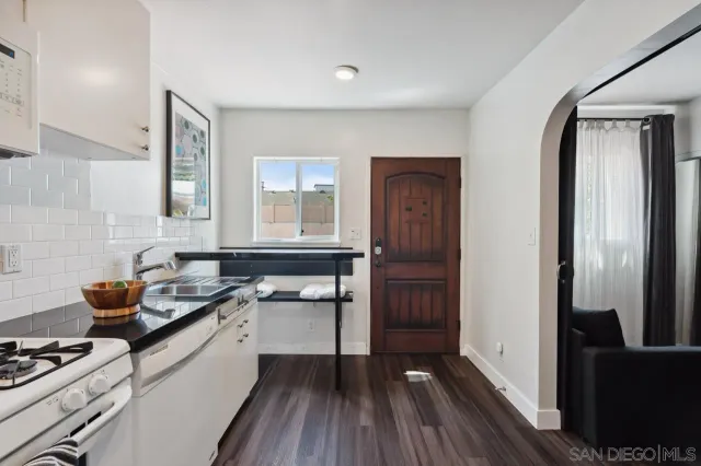 $1,349,999 | 4460-4462 Dayton Street, San Diego, CA 92115