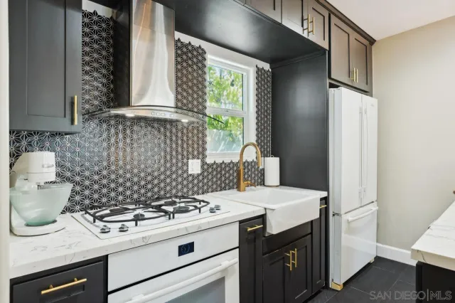 $1,349,999 | 4460-4462 Dayton Street, San Diego, CA 92115