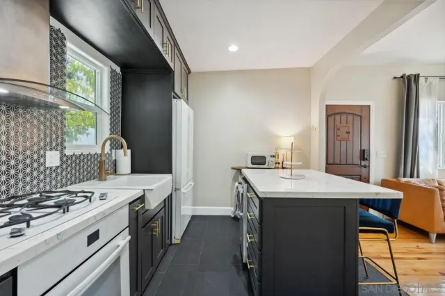 $1,349,999 | 4460-4462 Dayton Street, San Diego, CA 92115