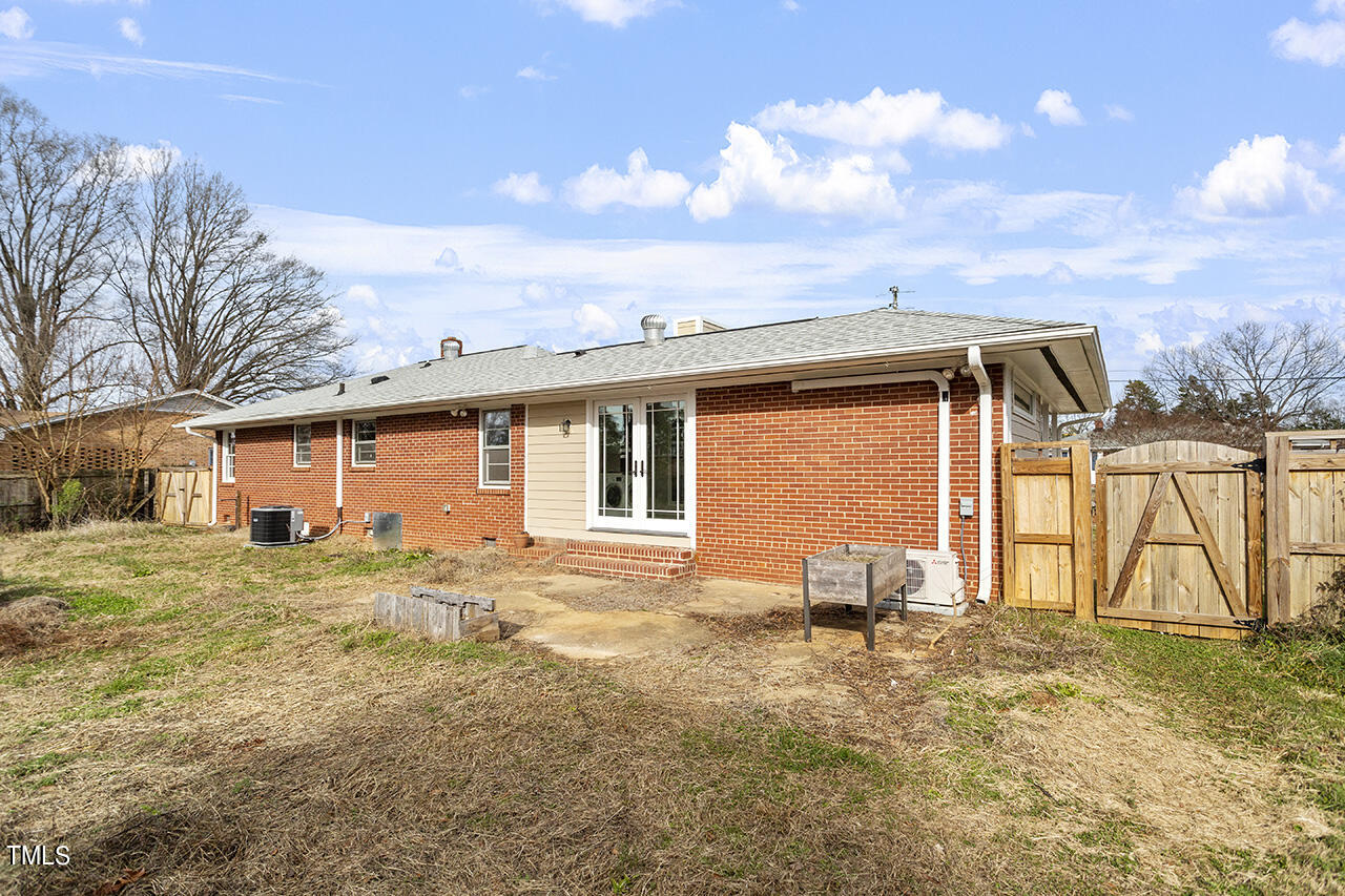 727 Winterlochen Road Raleigh, NC 27603 - Photo 28 of 35 727 Winterlochen Road_07