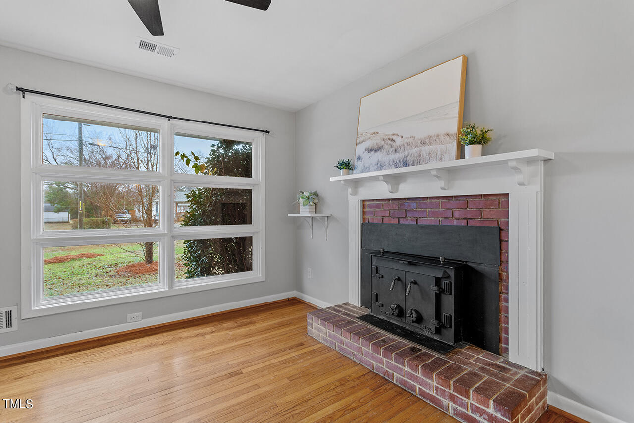 727 Winterlochen Road Raleigh, NC 27603 - Photo 7 of 35 727 Winterlochen Road_02