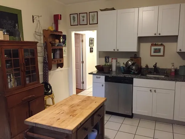 $2,575 | 25 Newton Street, Unit 1, Boston, MA 02135