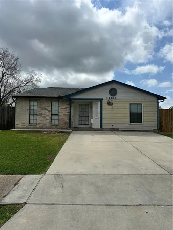 $1,500 | 14214 Flair Drive, Houston, TX 77049