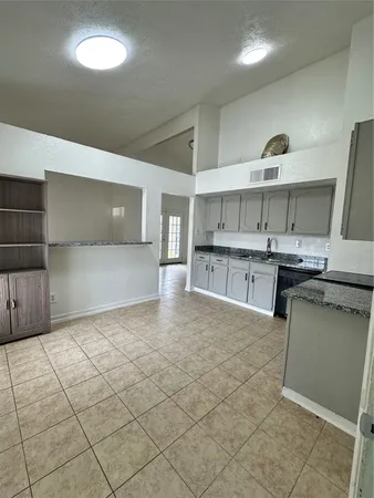 $1,500 | 14214 Flair Drive, Houston, TX 77049