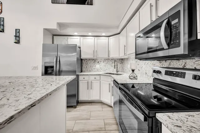 $2,250 | 213 Ledge Drive, Unit 213, Torrington, CT 06790