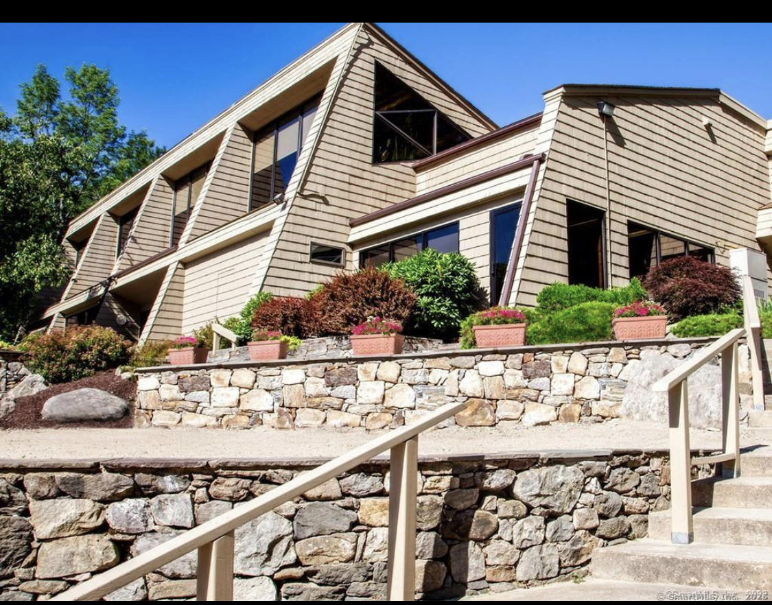 213 Ledge Drive, Unit 213 Torrington, CT 06790 - Photo 22 of 26