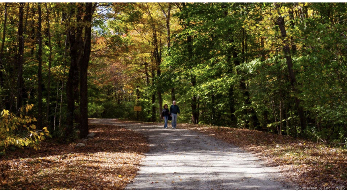 213 Ledge Drive, Unit 213 Torrington, CT 06790 - Photo 23 of 26