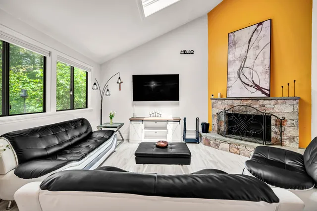 $2,250 | 213 Ledge Drive, Unit 213, Torrington, CT 06790