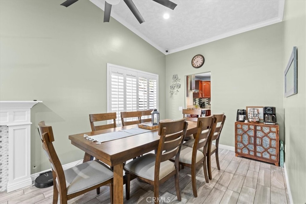 11641 Hartford Court Riverside, CA 92503 - Photo 6 of 34