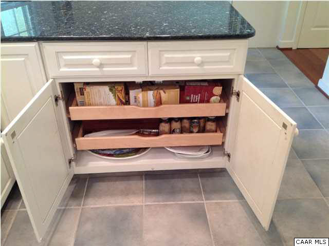 2803 Huntington Road Charlottesville, VA 22901 - Photo 17 of 42