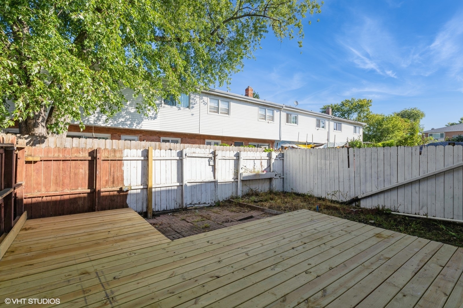 8842 Dee Road, Unit B Des Plaines, IL 60016 - Photo 25 of 29 Gallery Image 25