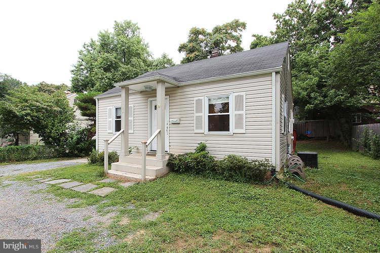 4403 Randolph Road Silver Spring, MD 20906 - Photo 3 of 28 a view of a house with backyard