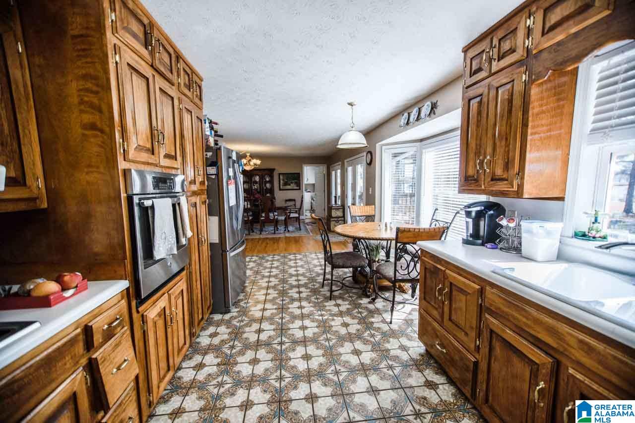 17 Seddon Point Pell City, AL 35128 - Photo 6 of 39