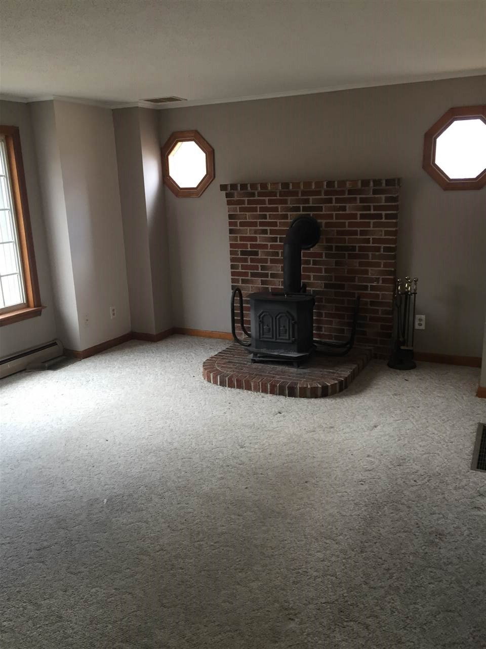 89 A Litchfield Road Londonderry, NH 03053 - Photo 4 of 20