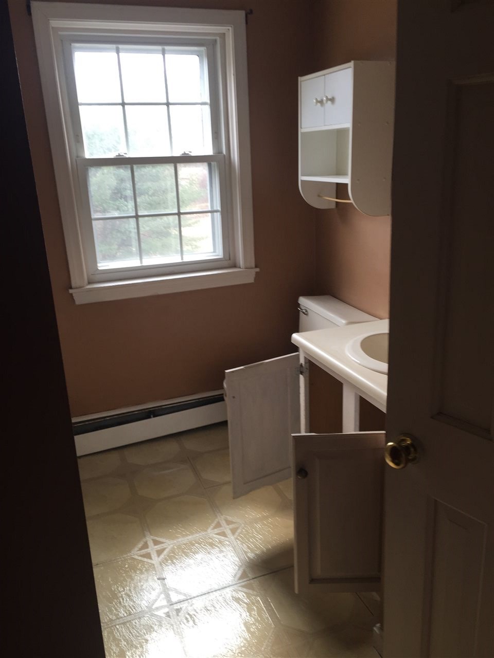 89 A Litchfield Road Londonderry, NH 03053 - Photo 9 of 20