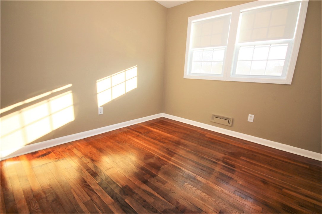 192 Marshall Road Woonsocket, RI 02895 - Photo 6 of 12