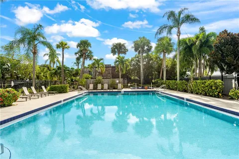 $209,000 | 550 North Tropic Lane, Unit 6B, Vero Beach, FL 32960