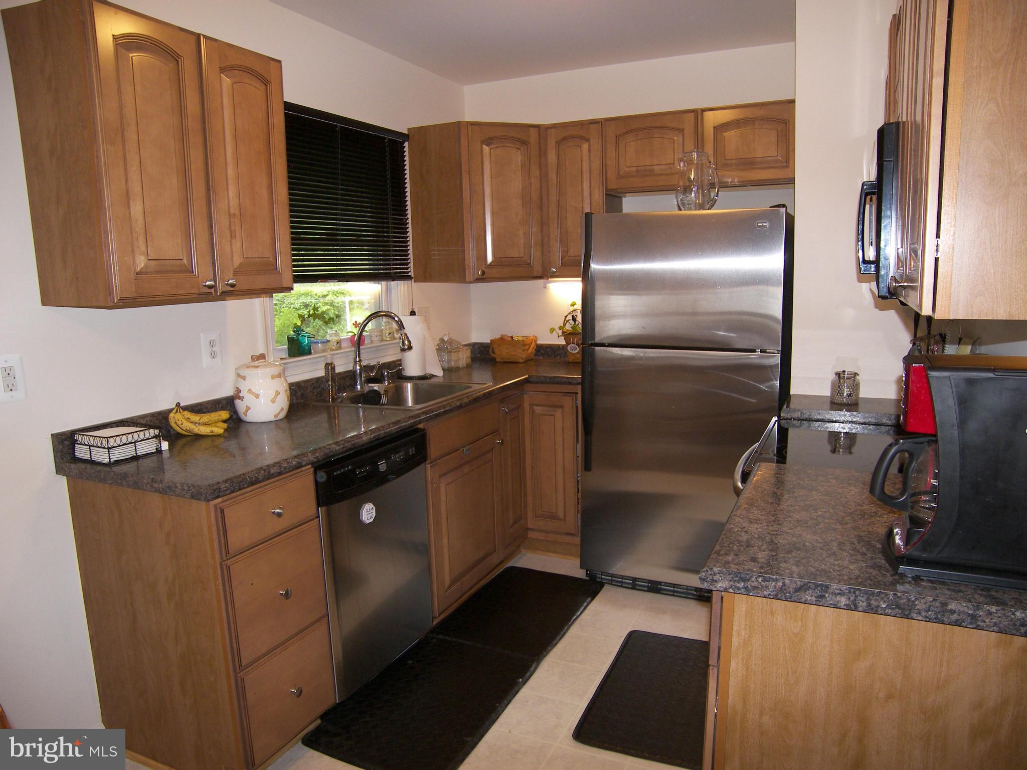 6707 Brooklyn Bridge Road Laurel, MD 20707 - Photo 4 of 19 Kitchen