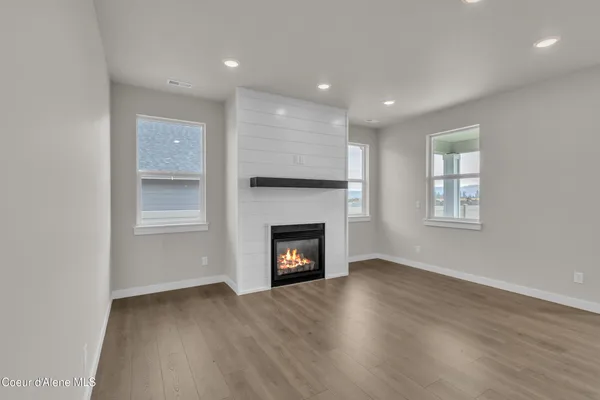 $632,800 | 6724 North Coeur Terre Boulevard, Coeur D'Alene, ID 83814
