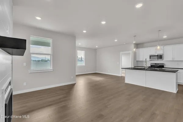 $632,800 | 6724 North Coeur Terre Boulevard, Coeur D'Alene, ID 83814