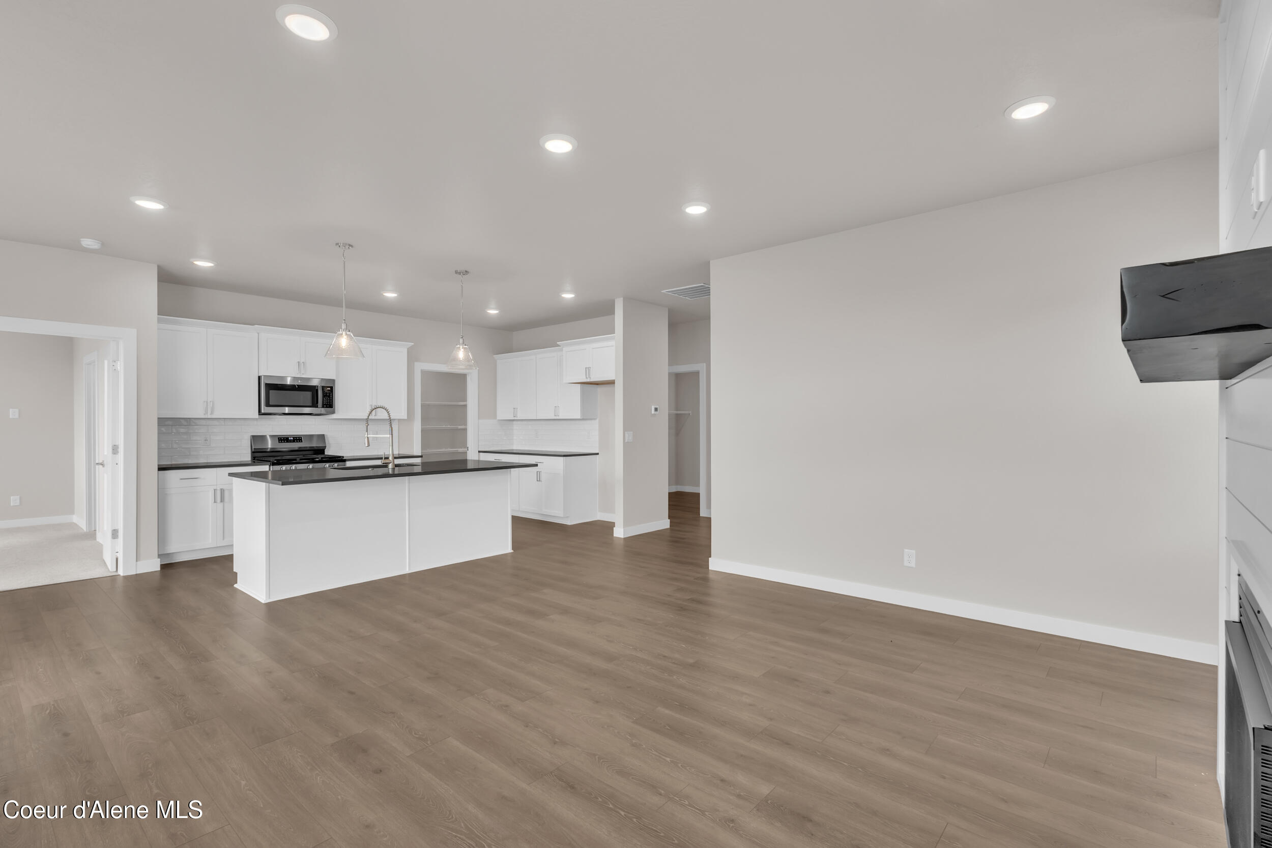 6724 North Coeur Terre Boulevard Coeur D'Alene, ID 83814 - Photo 14 of 39 153_img_0499