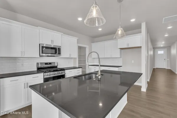 $632,800 | 6724 North Coeur Terre Boulevard, Coeur D'Alene, ID 83814