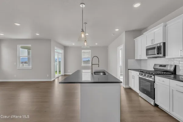 $632,800 | 6724 North Coeur Terre Boulevard, Coeur D'Alene, ID 83814