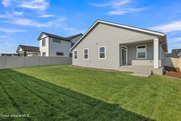 $632,800 | 6724 North Coeur Terre Boulevard, Coeur D'Alene, ID 83814