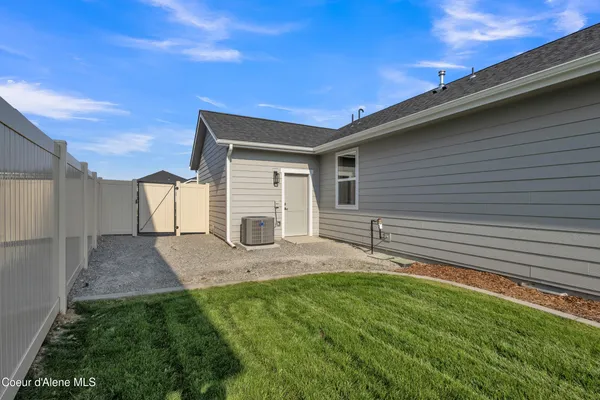 $632,800 | 6724 North Coeur Terre Boulevard, Coeur D'Alene, ID 83814