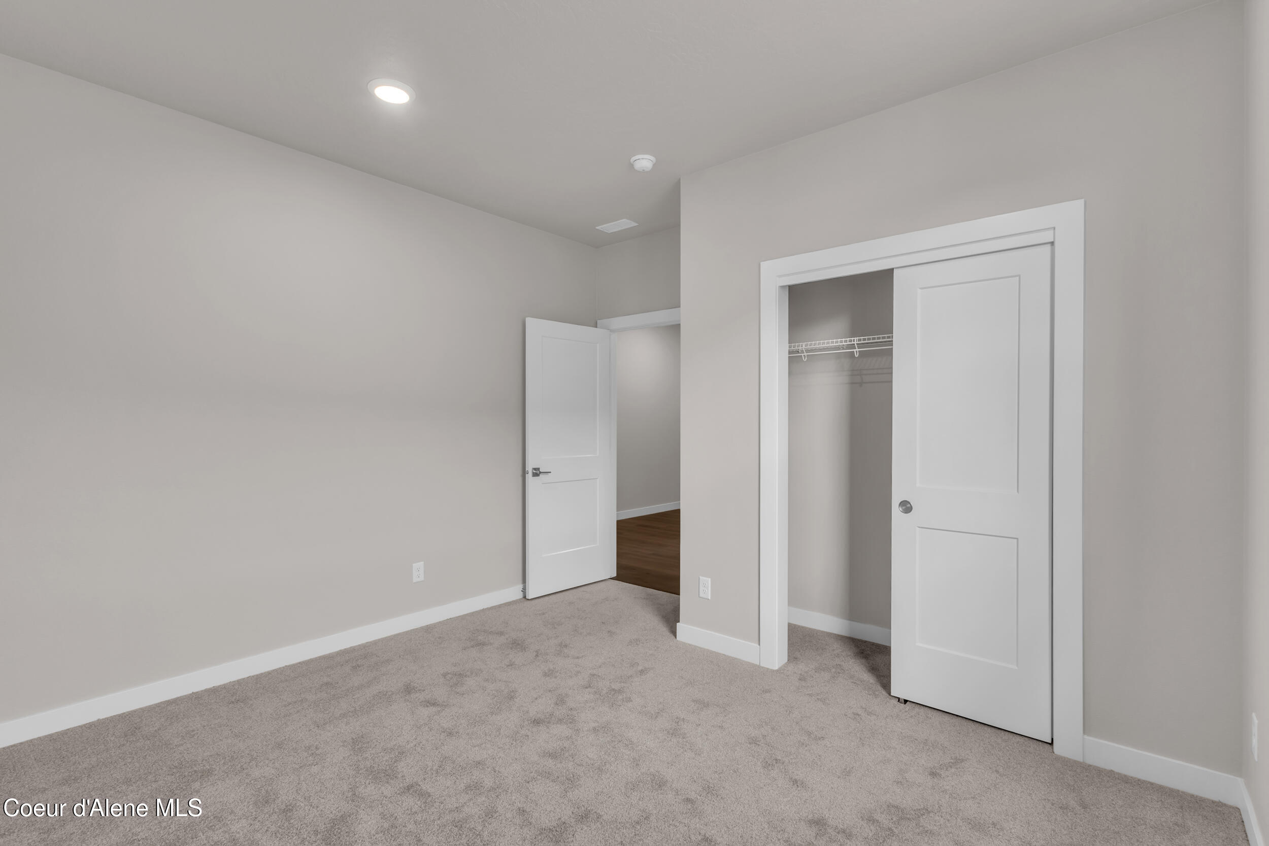 6724 North Coeur Terre Boulevard Coeur D'Alene, ID 83814 - Photo 8 of 39 147_img_0481