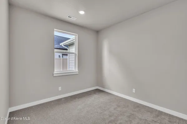 $632,800 | 6724 North Coeur Terre Boulevard, Coeur D'Alene, ID 83814