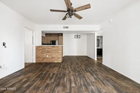 $288,000 | 1295 North Ash Street, Unit 817, Gilbert, AZ 85233