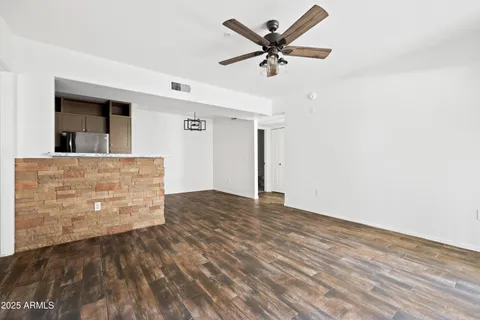 $288,000 | 1295 North Ash Street, Unit 817, Gilbert, AZ 85233