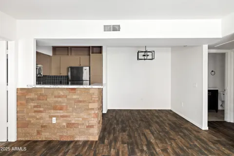 $288,000 | 1295 North Ash Street, Unit 817, Gilbert, AZ 85233