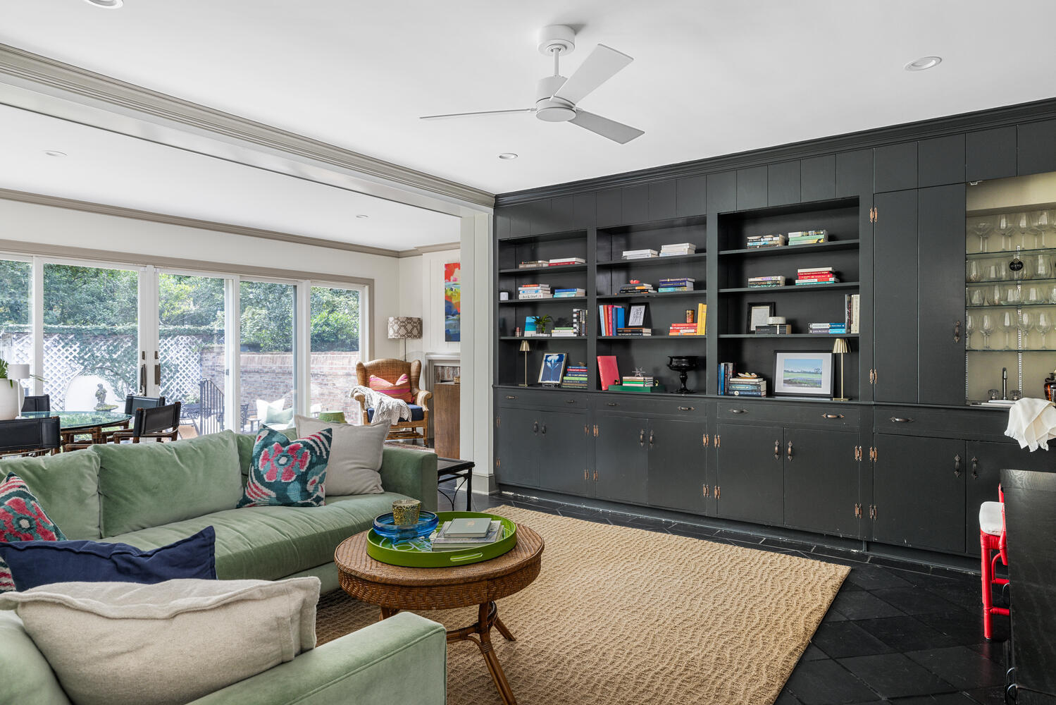 9 Guerard Road Charleston, SC 29407 - Photo 33 of 75 Built-Ins & Wet Bar