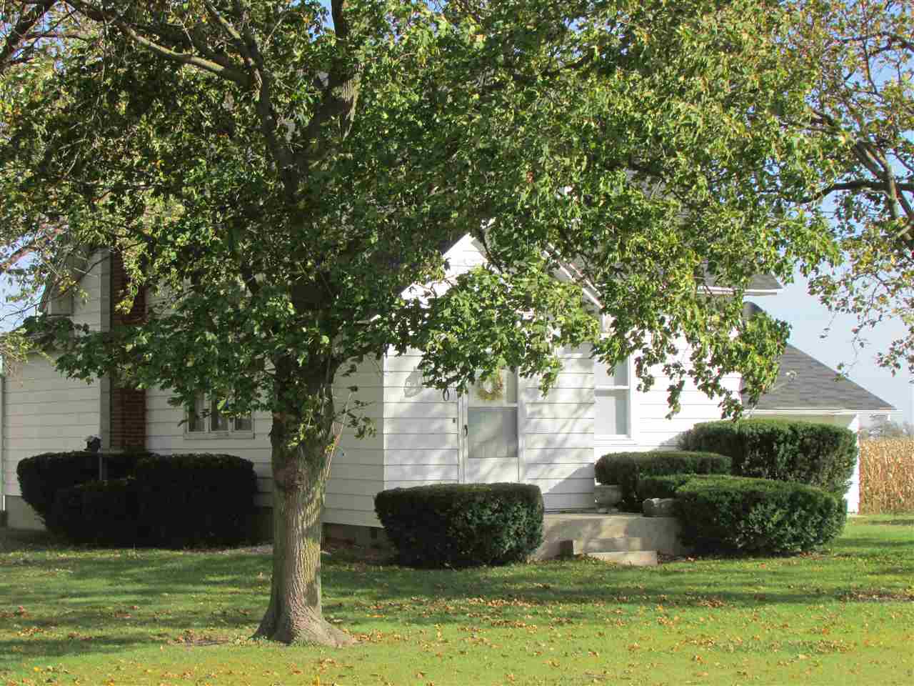 4050 North Sampson Road Woodburn, IN 46797 - Photo 3 of 36 Gallery Image 3