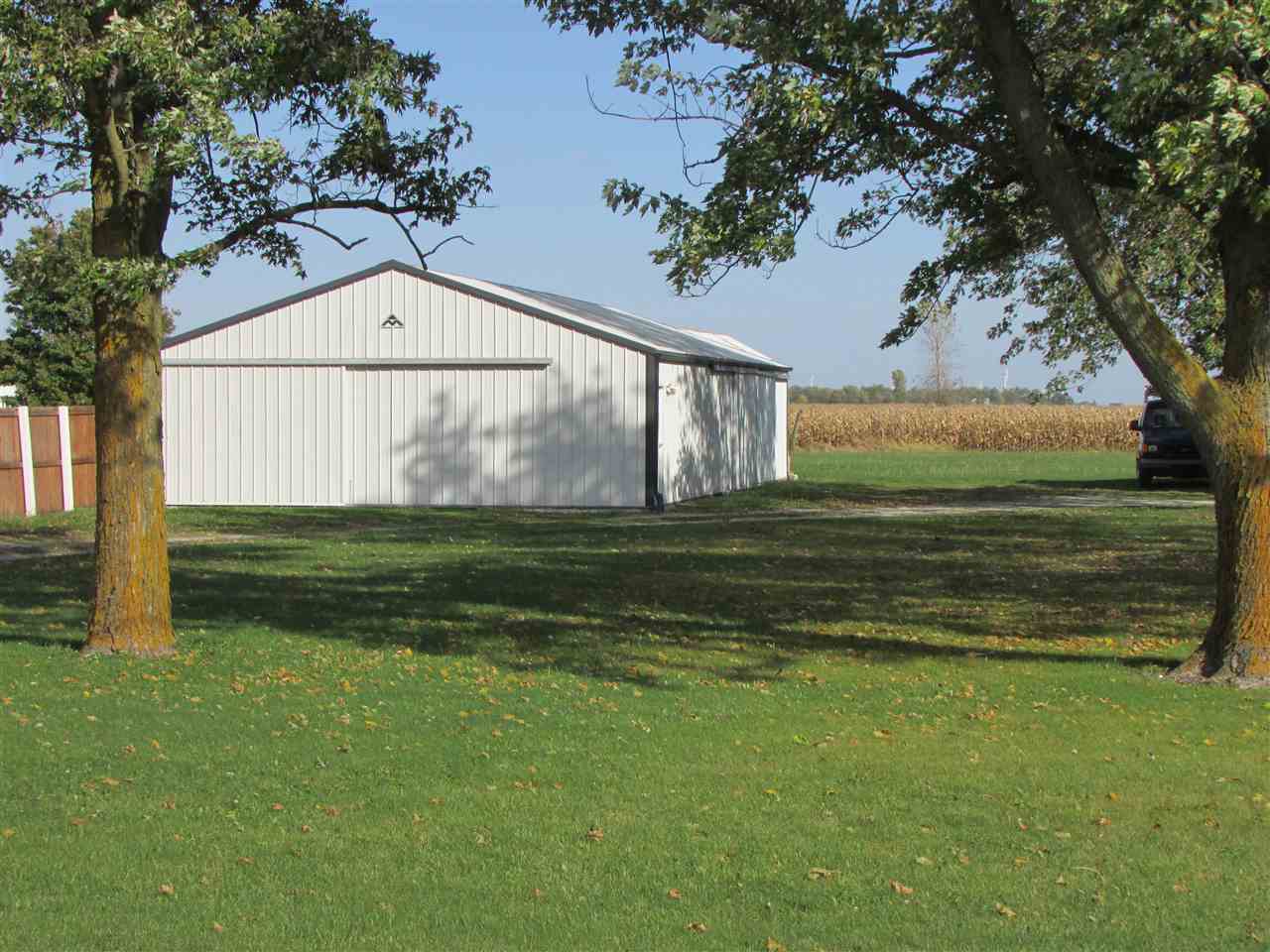 4050 North Sampson Road Woodburn, IN 46797 - Photo 4 of 36 Gallery Image 4